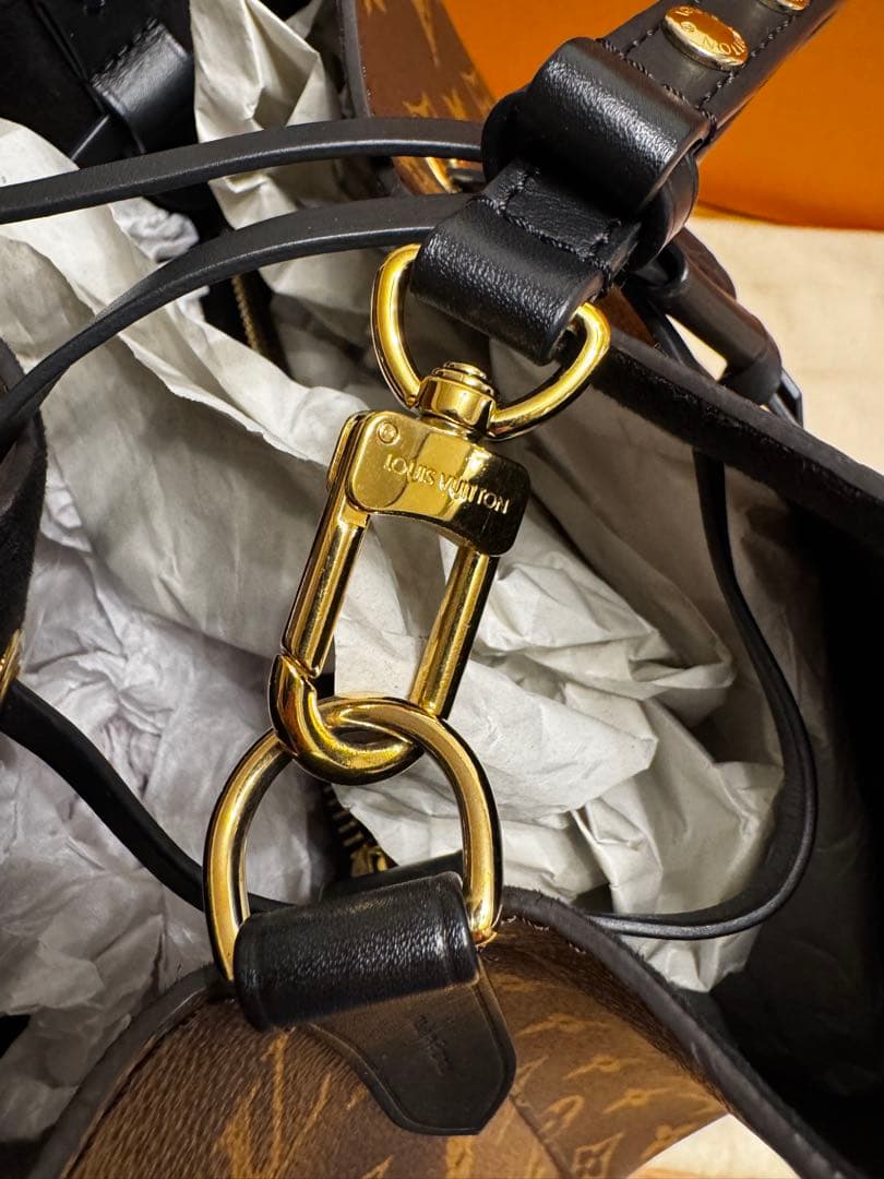 ルイ・ヴィトン　ネオノエ　ショルダーバッグ美品