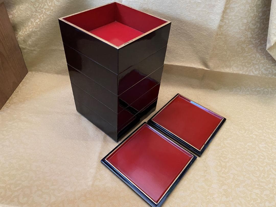 輪島塗 五段重箱 家紋入 重箱 共箱付き 木製 漆器 金彩