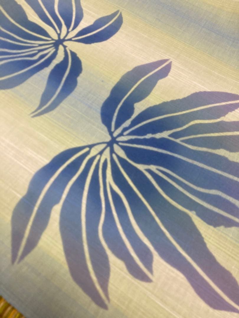 美品の新品未使用　伊勢型紙の浴衣反物　⭐︎写真追加しました