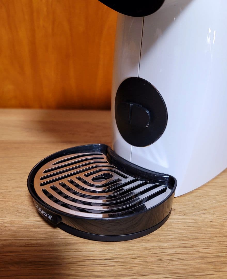 コーヒーメーカー・エスプレッソマシン NESCAFE Dolce Gusto
