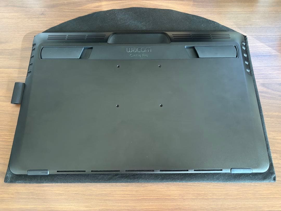 Wacom Cintiq Pro 16 液晶ペンタブレット