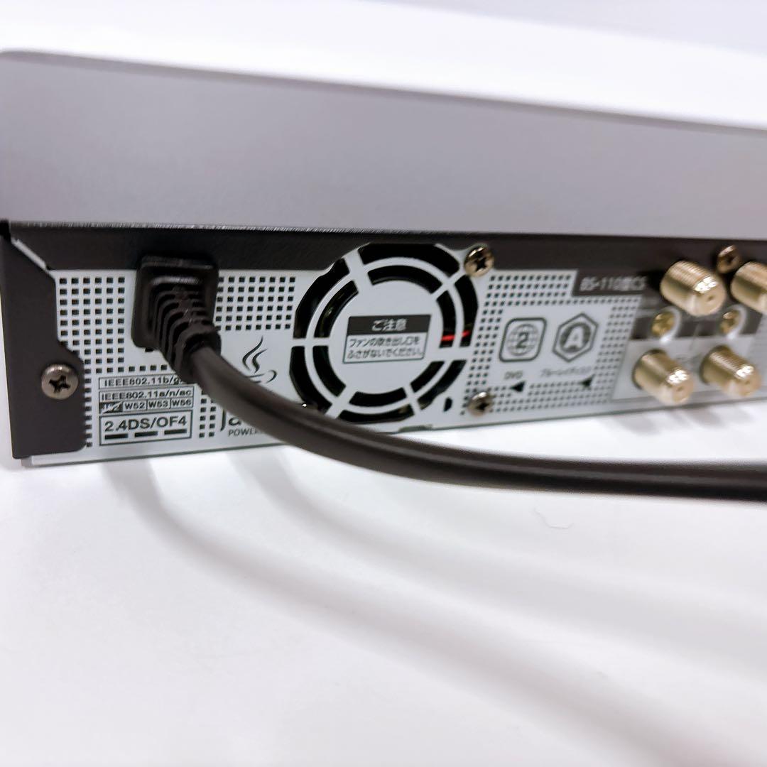 TOSHIBA REGZAブルーレイ 1TB ３番組同時録画可能2021年製