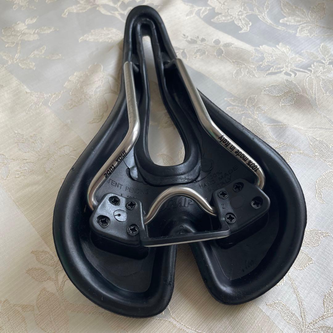 Selle SMP hell サドル　自転車　ロードバイク　イタリア