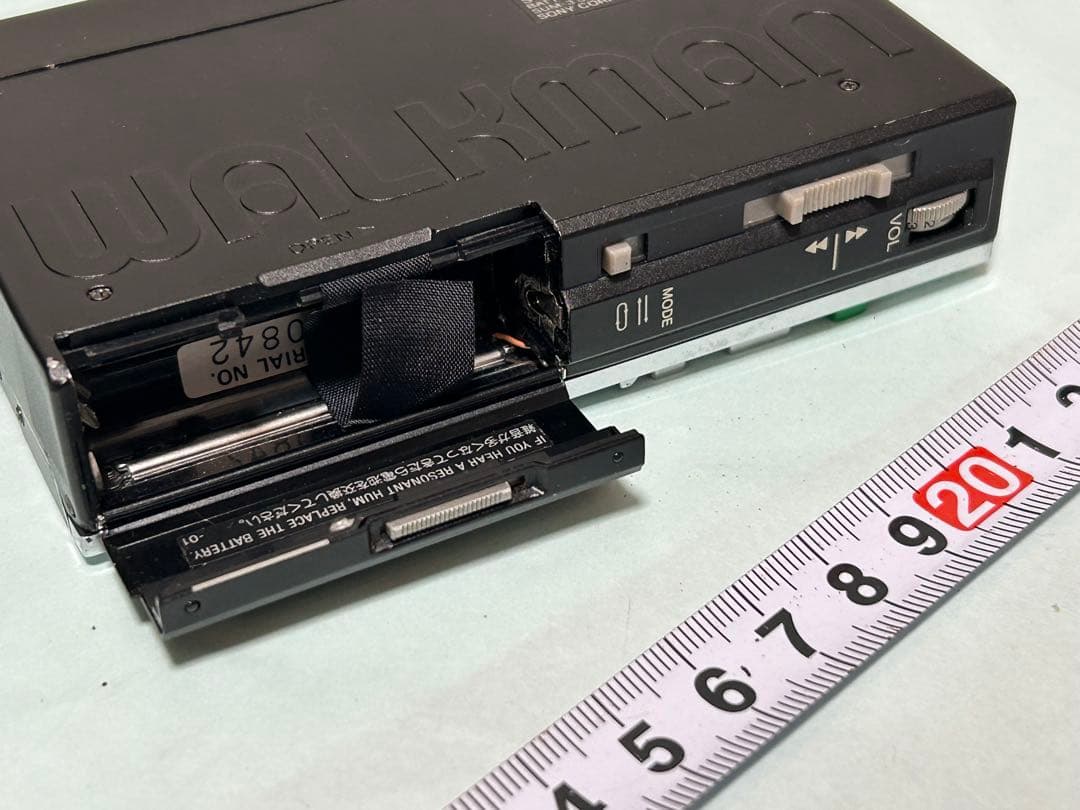 ソニーウォークマン「SONY WALKMAN WM-40」