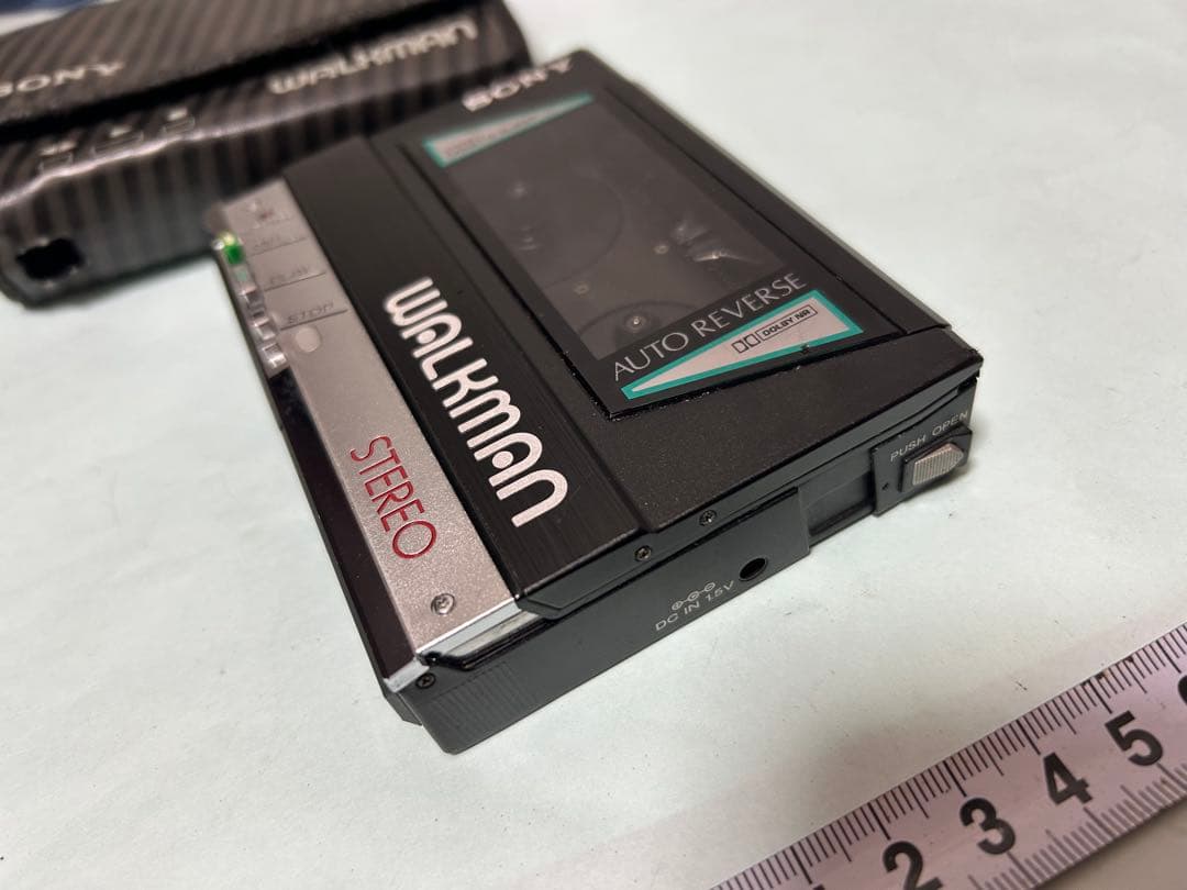 ソニーウォークマン「SONY WALKMAN WM-40」