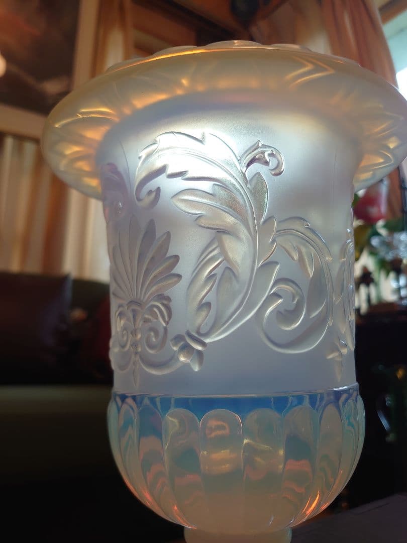 オパールセント クリスタルフラワーベース(共箱付き)