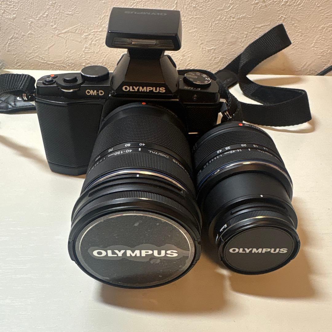 OLYMPUS OM-D EM5 ミラーレス一眼カメラ