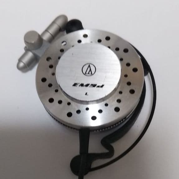 audio-technica ATH-EM9D ヘッドホン