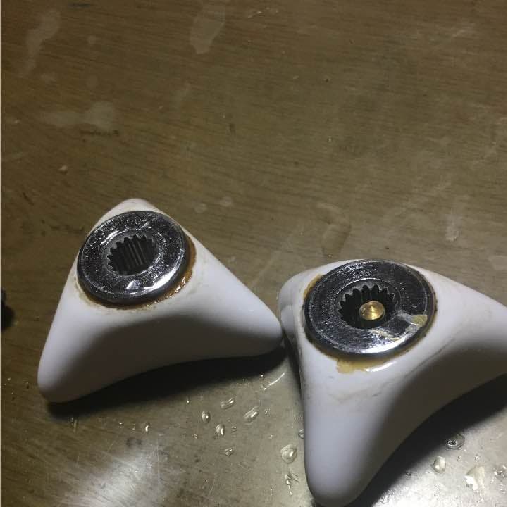 陶器製 蛇口ハンドル