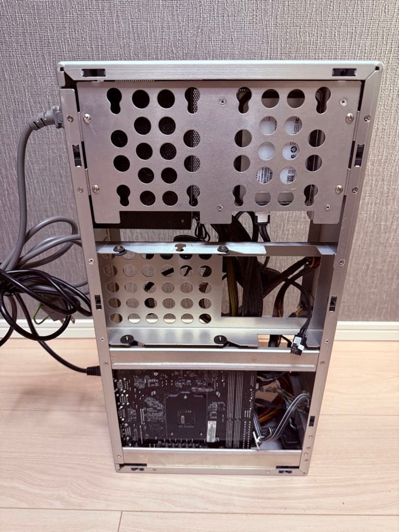 自作PC Lian li PC-Q19