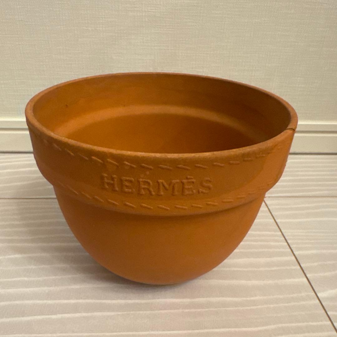 HERMES FLOWER POT 非売品　ノベルティ　植木鉢　エルメス