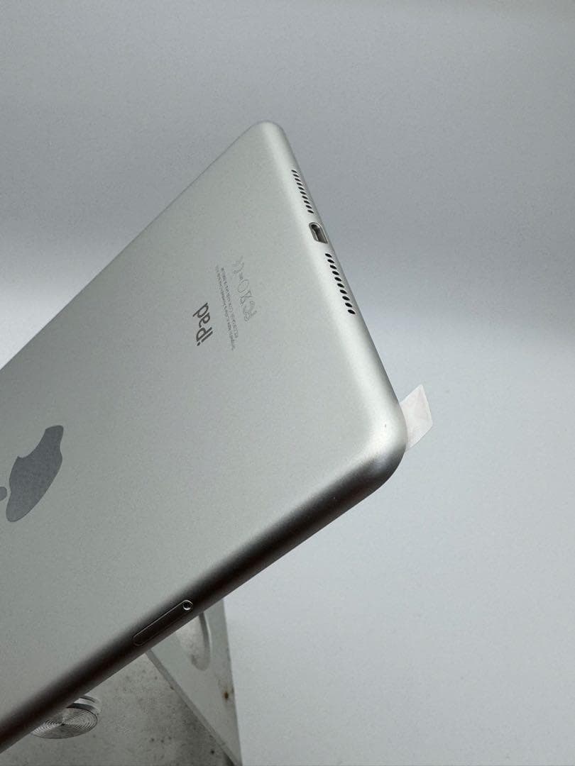 iPad mini4 128gb シルバー　美品