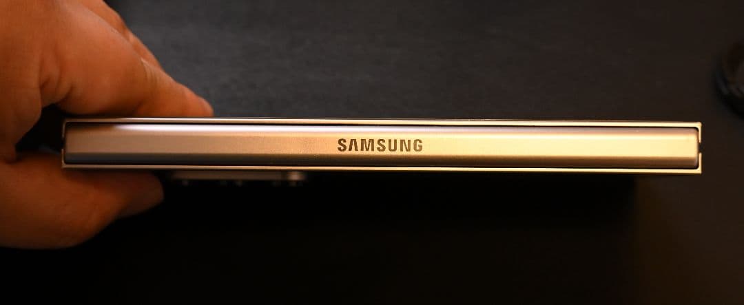 Samsung Galaxy Z Fold6 本体 Sペンケース付き