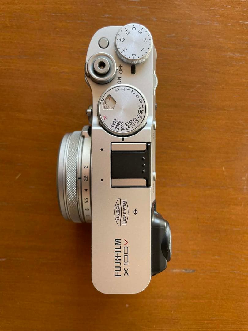 Fujifilm X100V コンパクトデジタルカメラ