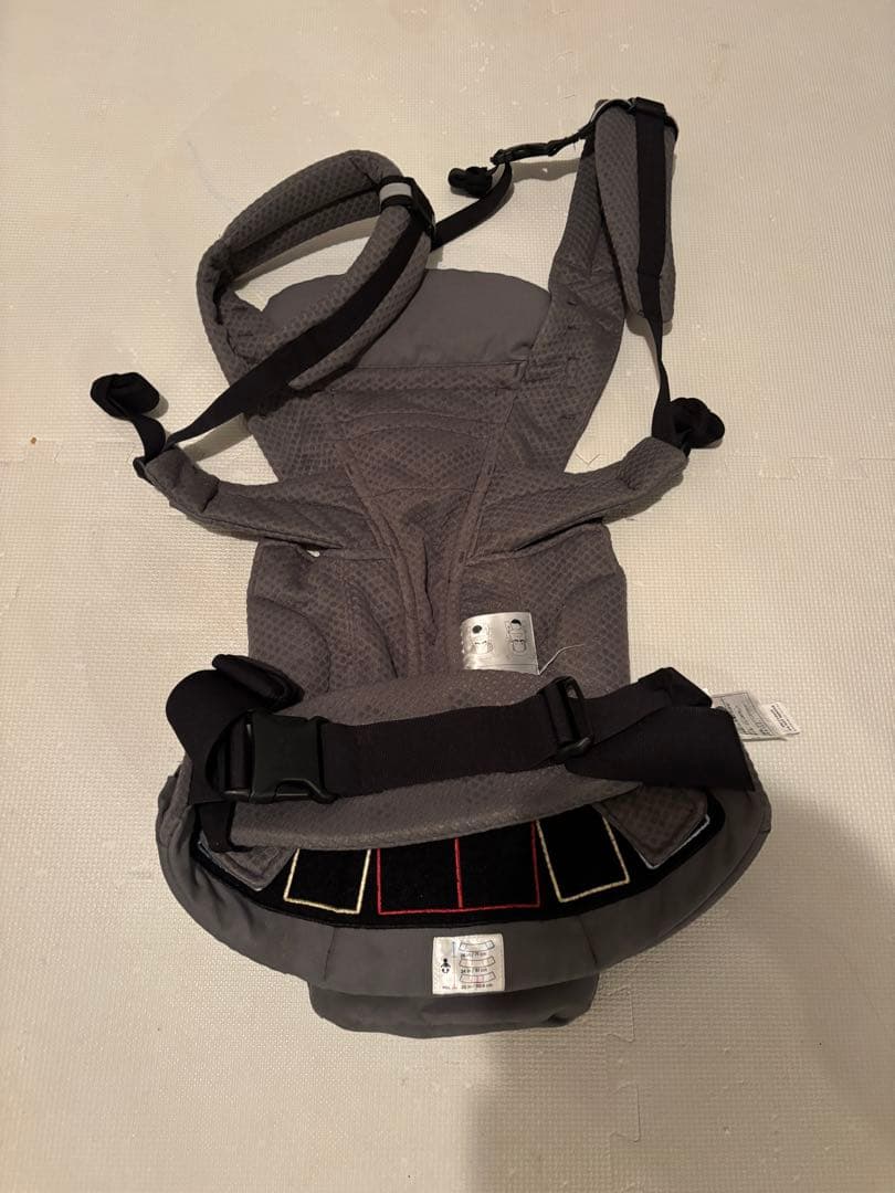 ergobaby OMNI Breeze 抱っこひも　グレー
