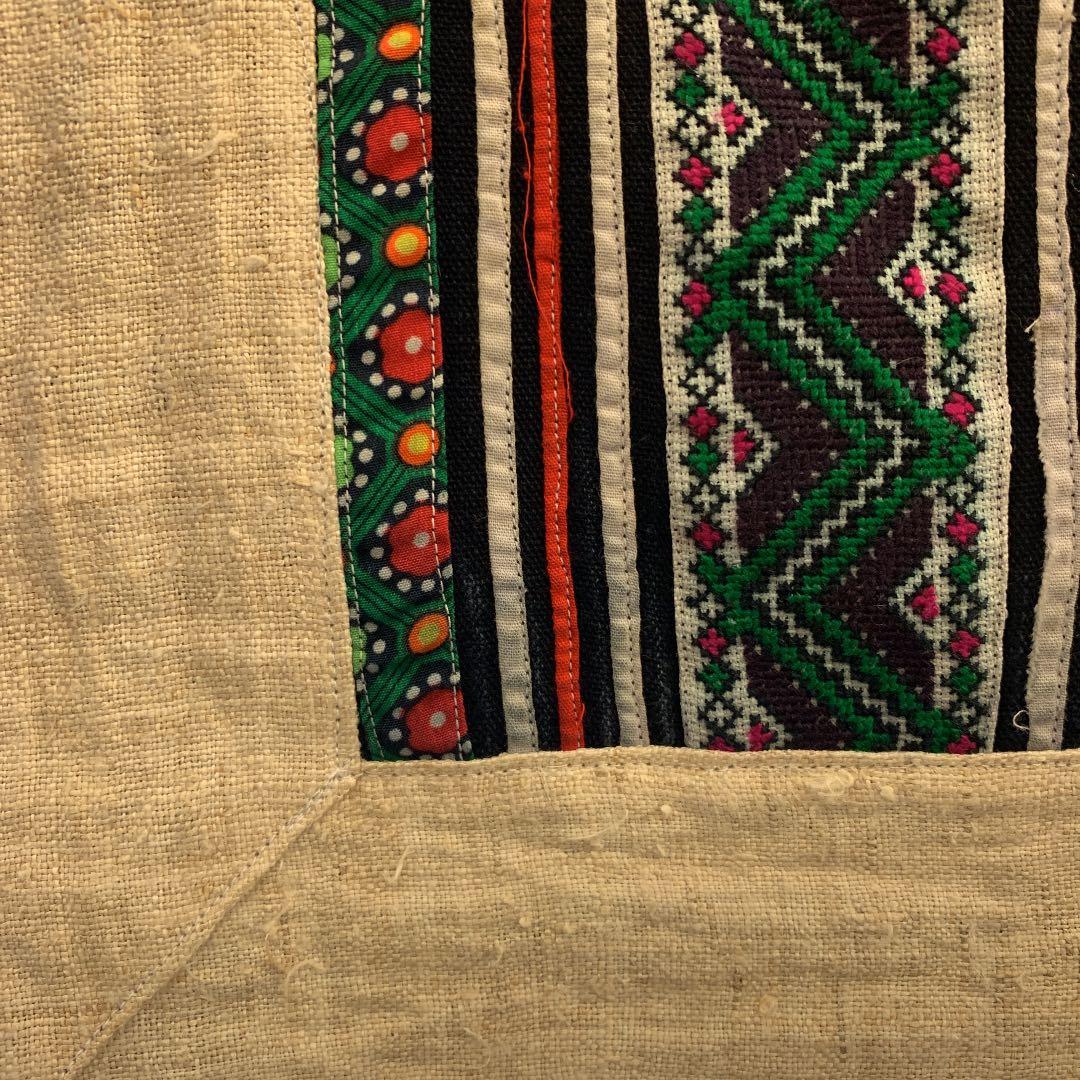 織物の国ラオスのハンドメイドステッチ