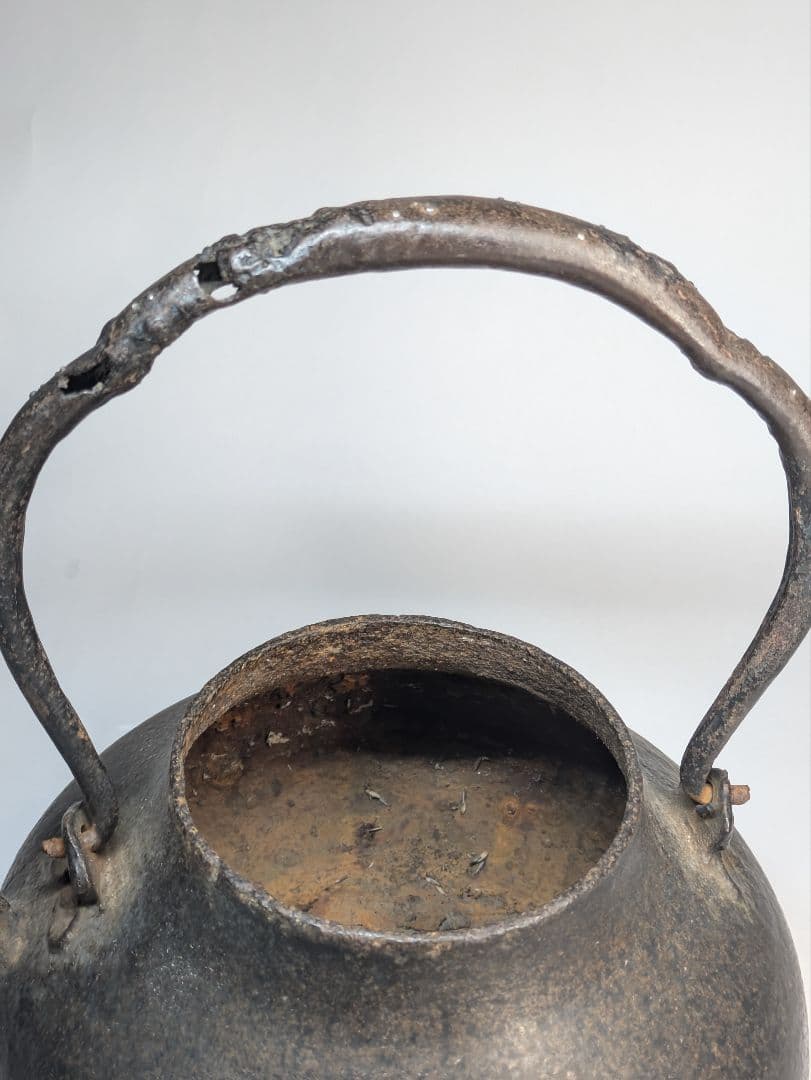 骨董　鉄瓶　茶道具　袋弦　 銀象嵌 侘び寂び　銀直し　古玩