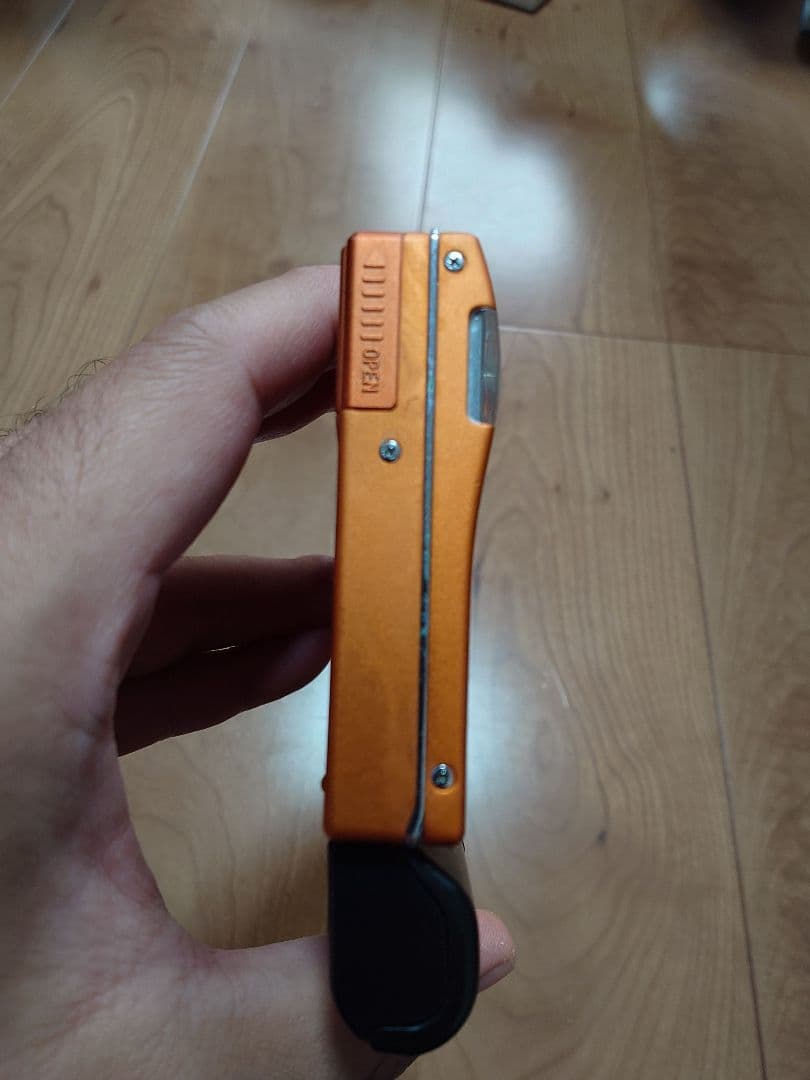 SONY MDウォークマン オレンジ　MZ-N910