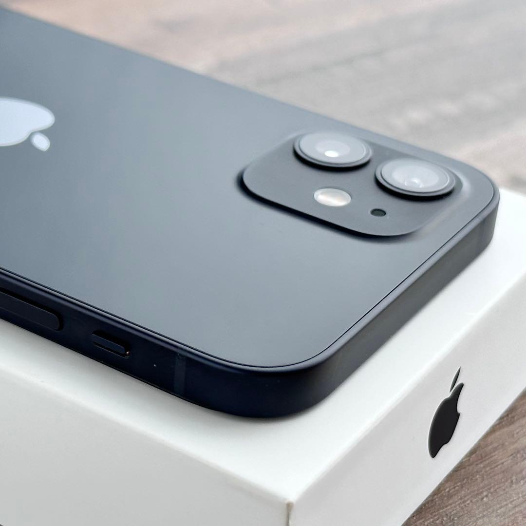 【美品☆】iPhone12 本体 Black 128GB SIMフリー