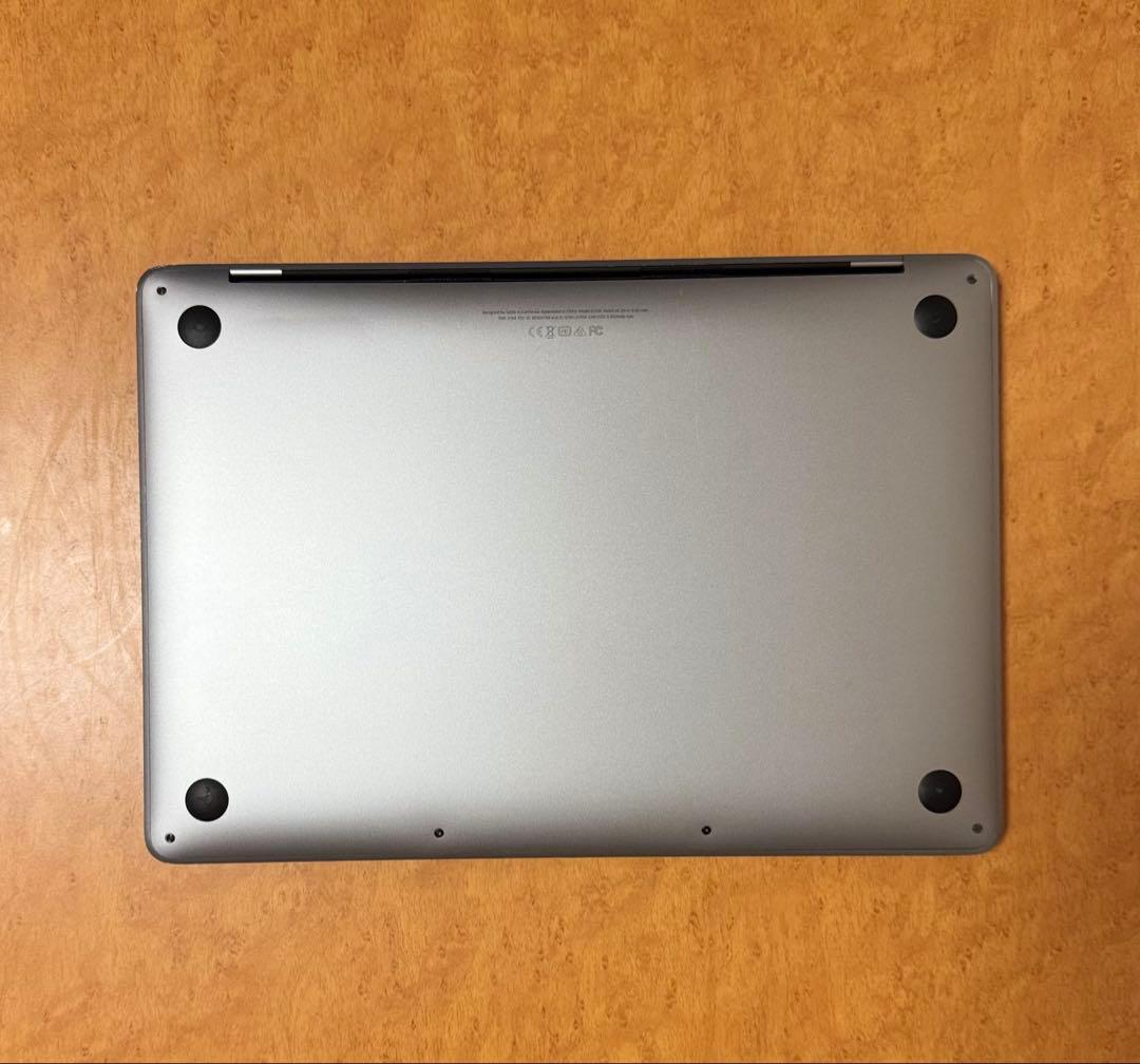 美品 Macbook Pro 2017 13インチ 今年最新mac os