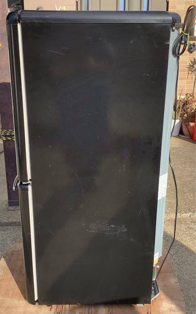 ニギニギ 2ドア冷凍冷蔵庫 ANG-RE151-A1 149L 18年製