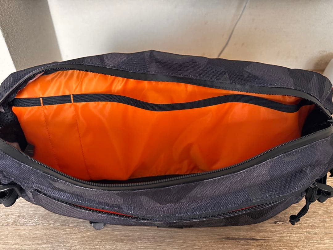 CHROME クローム KADET カデットボディバッグ メッセンジャーバッグ