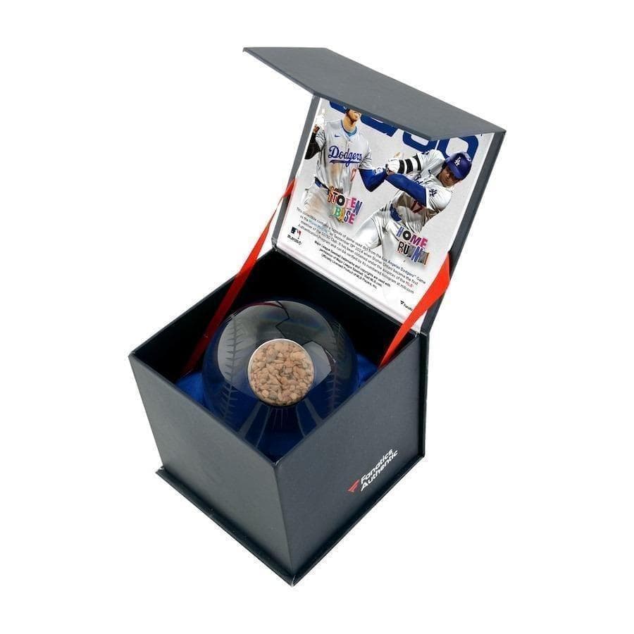 大谷翔平 50-50記念 クリスタル 野球ボール ゲーム使用済みの土付き 102