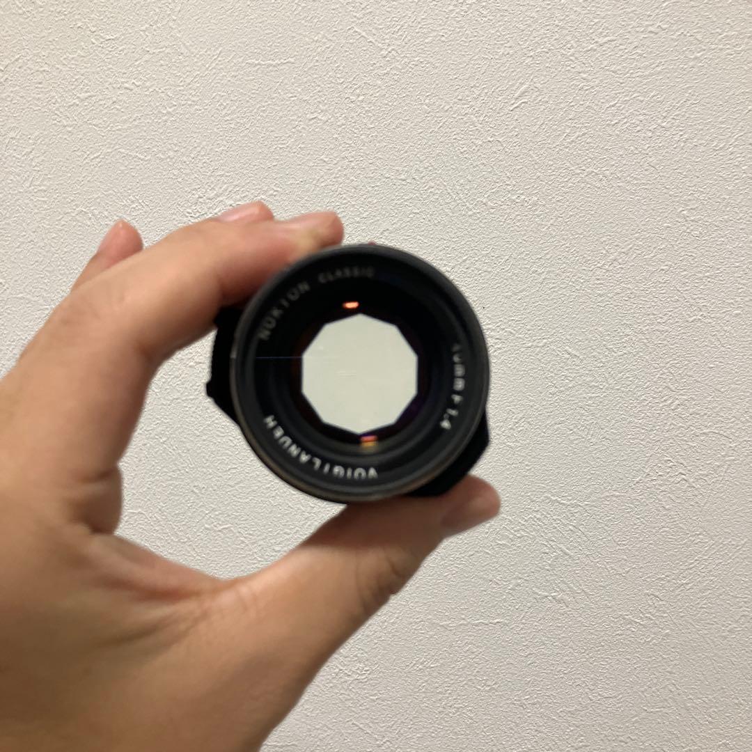 NOKTON Classic 40mm f1.4 + レンズフード