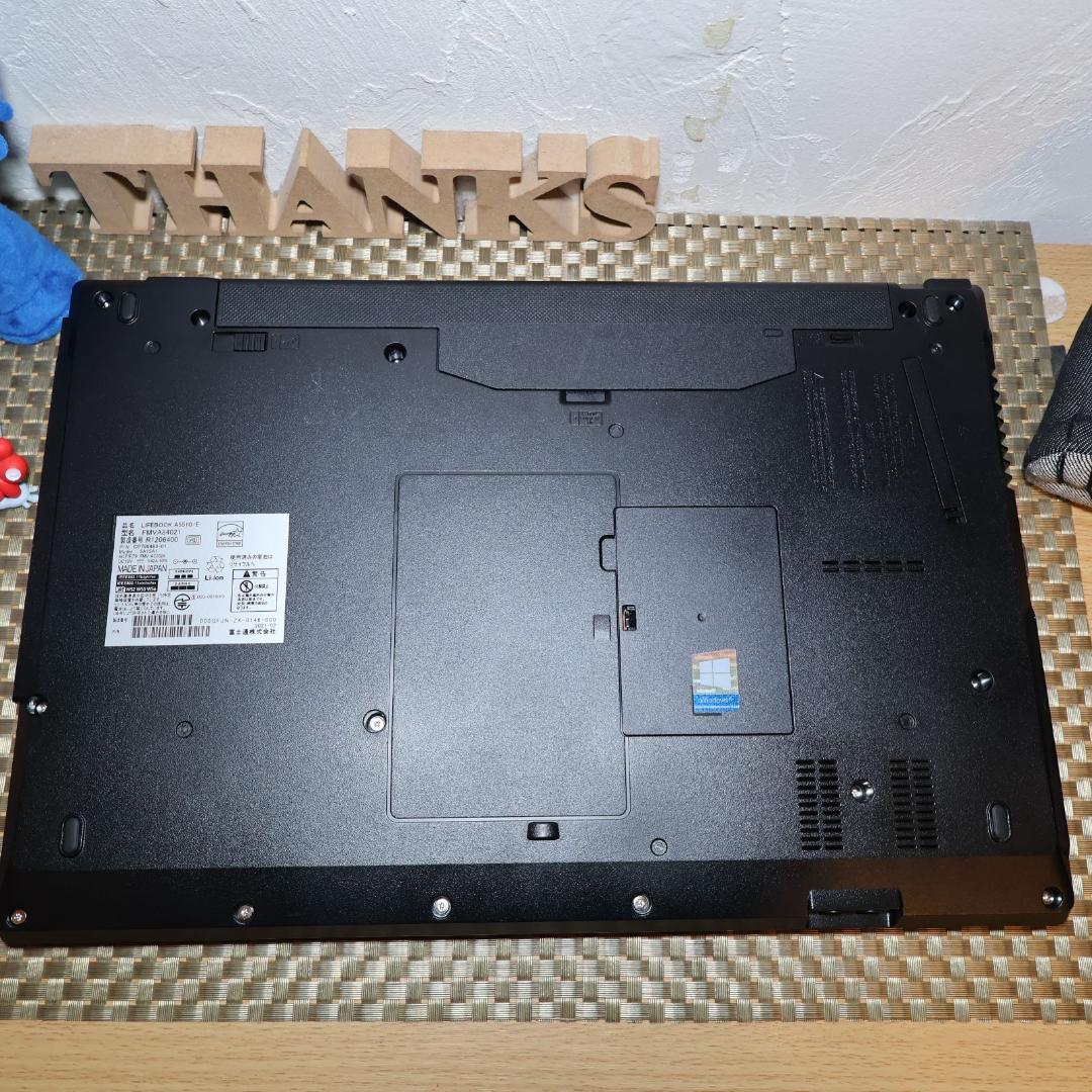 Win11公式対応10世代i5/メ8/新品SSD/DVD/無線/カメラ/HDMI