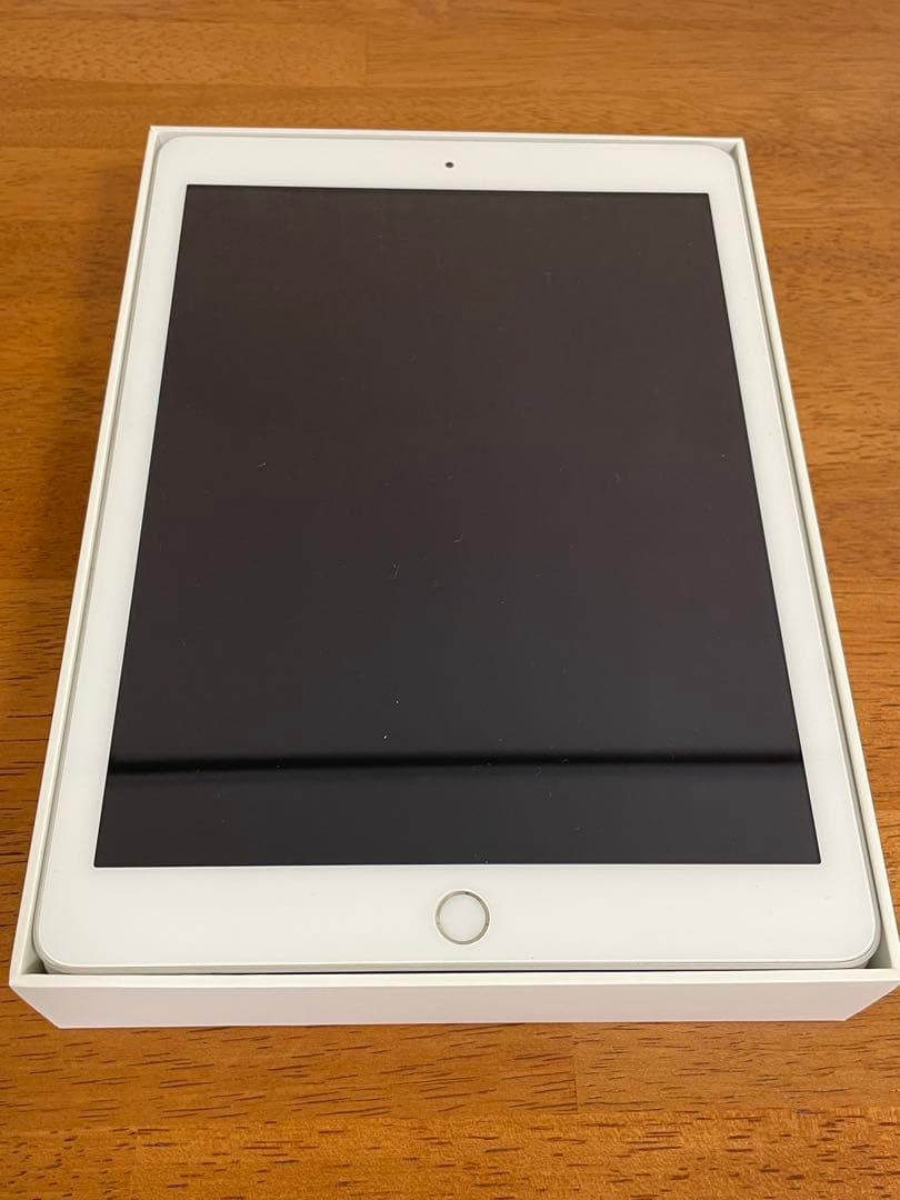 iPad(第5世代) 128GB Wi-Fi 美品