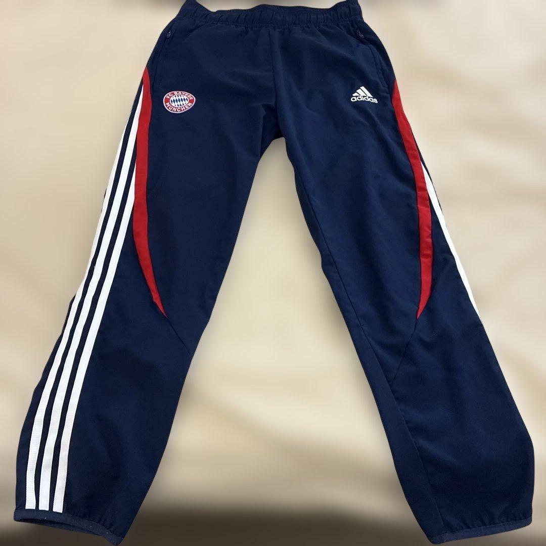 FC Bayern Munchen トレーニングウェア　上下セットアップ