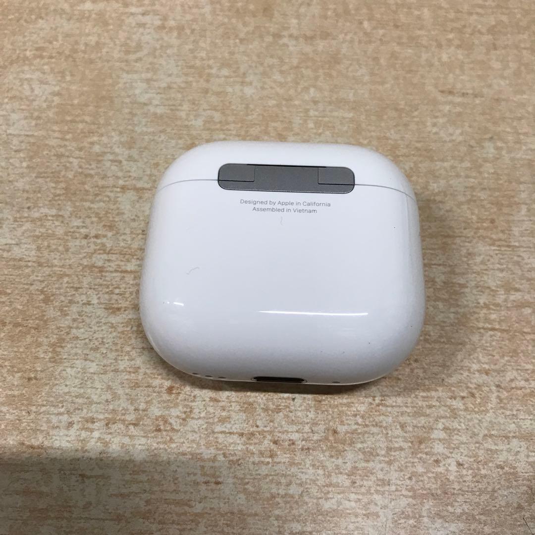 こはる　AirPods（第4世代）アクティブノイズキャンセリング搭載　②