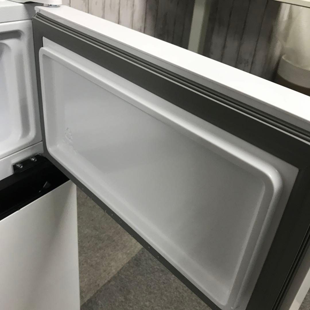 【極美品】ハイセンス　ノンフロン冷凍冷蔵庫　HR-B91E3W　2024年製　H