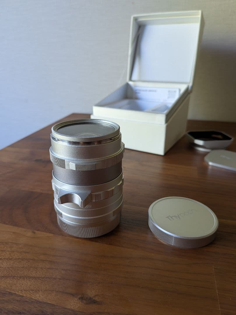 【極美品】Thypoch Simera 28mm f/1.4 Xマウント