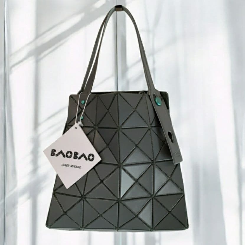BAOBAO ISSEY MIYAKE バオバオイッセイミヤケ CARAT 美品