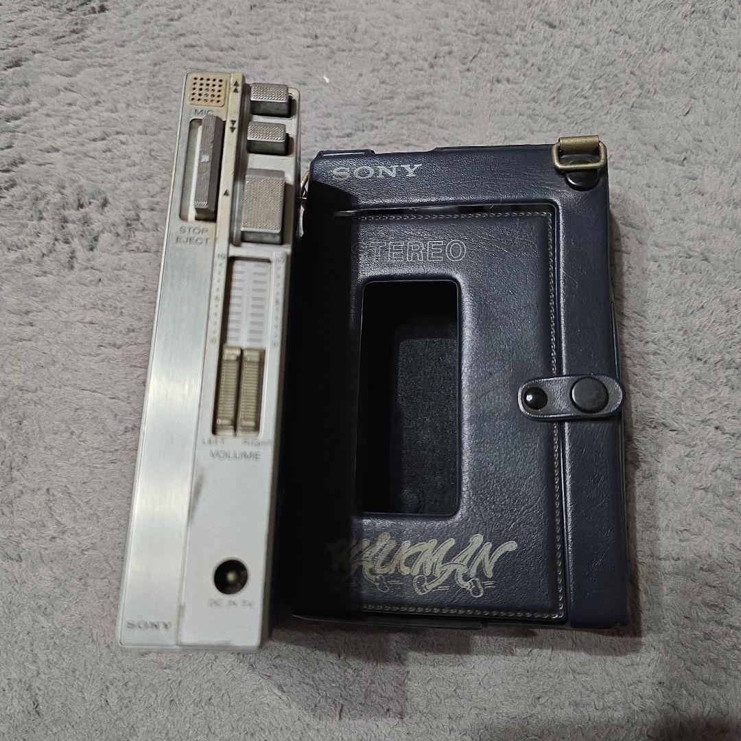 SONY カセットプレーヤー 青 黒 ケース付き