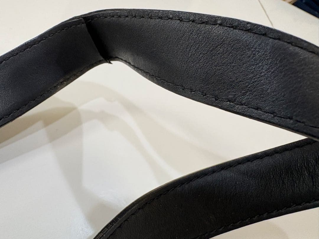 ロエベ レザーショルダーバッグ ブラック　難ありLOEWE