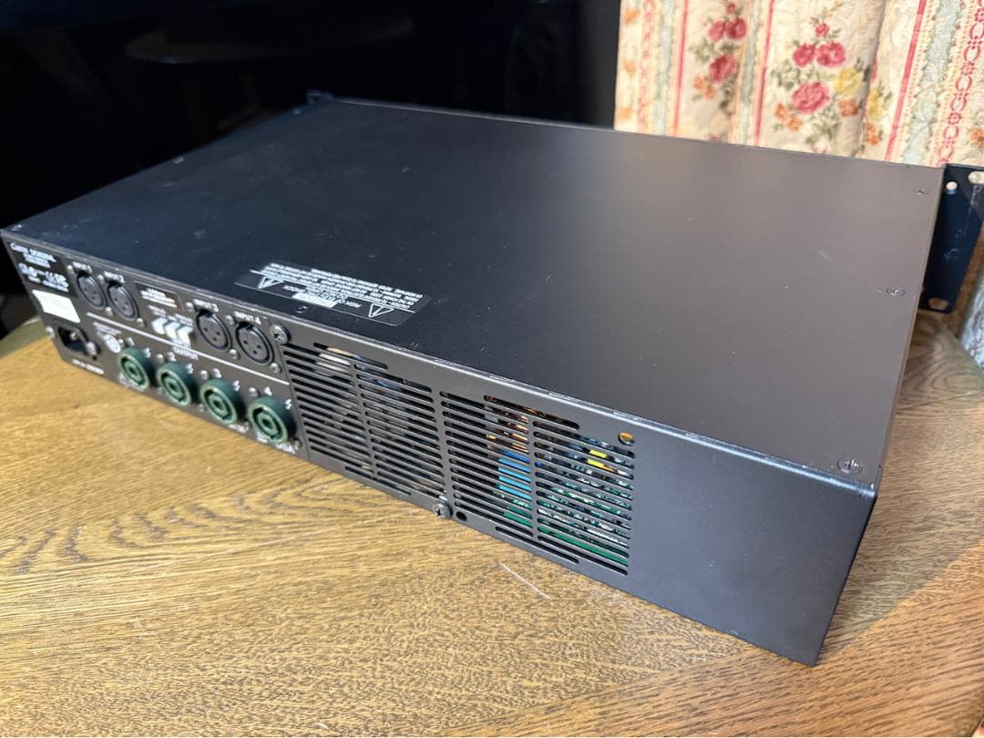 CARVIN DCM2004L カービン4ch高品位パワーアンプUSED