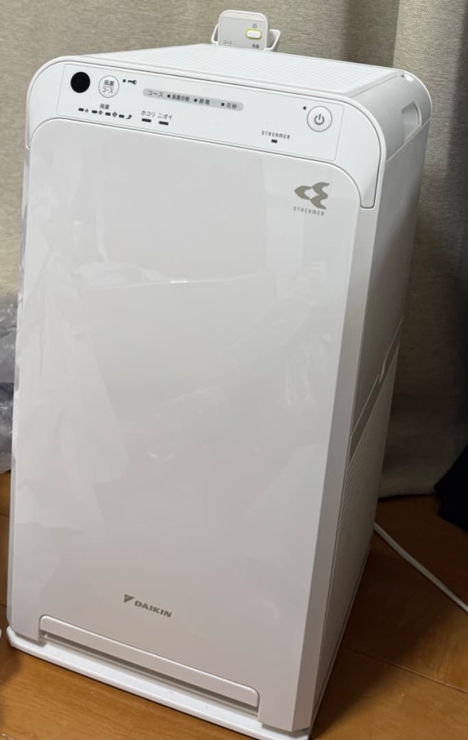 Daikin 空気清浄機　MC555A-W