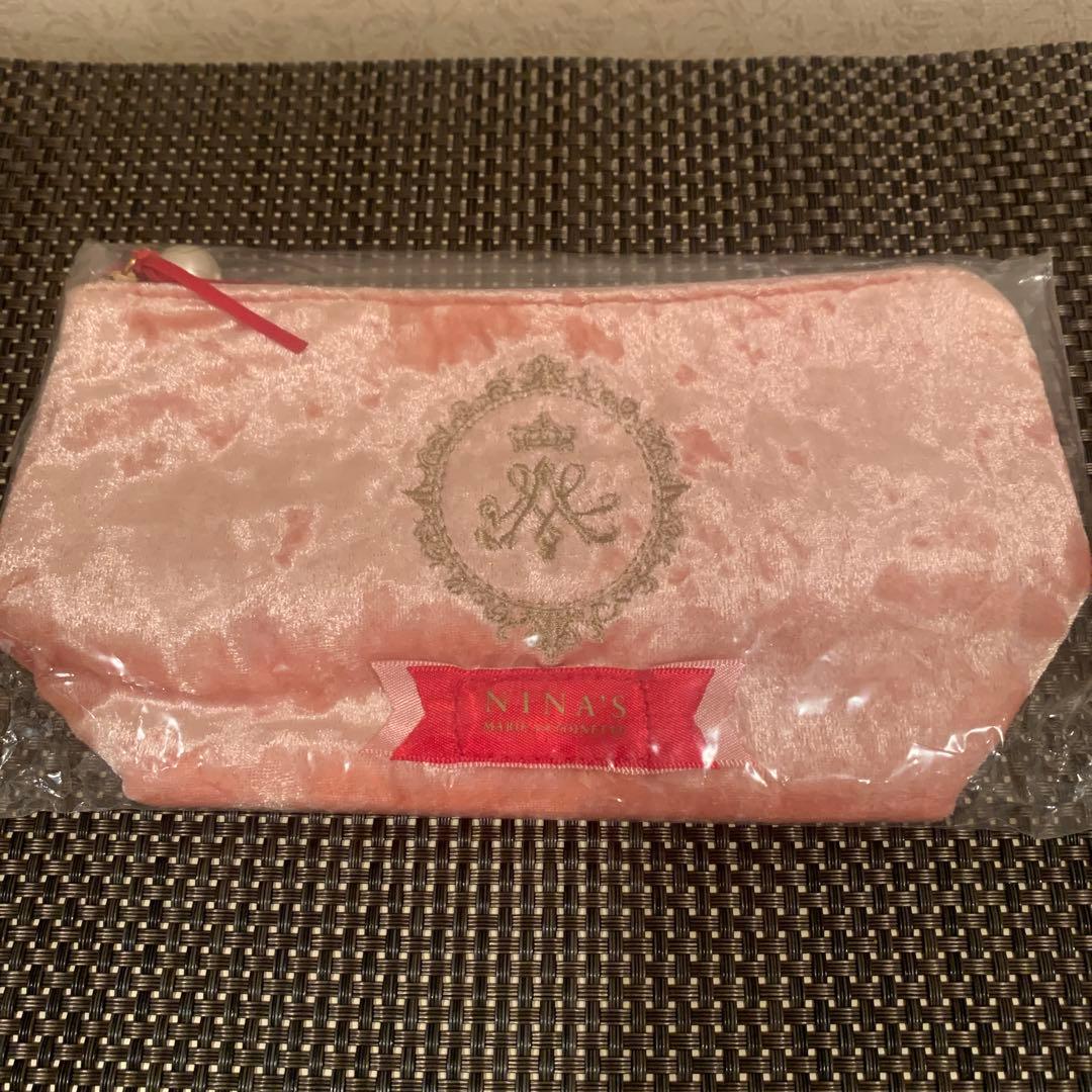 コンプリート♪新品未使用　ラデュレ×ジアン限定品　ポンパドゥール夫人