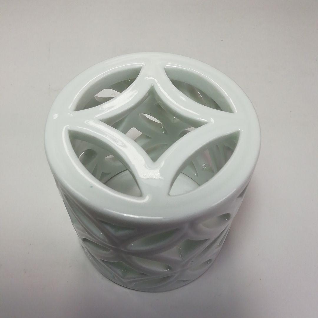 Ｓ５５１　皆具　『平戸焼』『白磁　七宝透　皆具』『十三代　横石嘉助作』　共箱