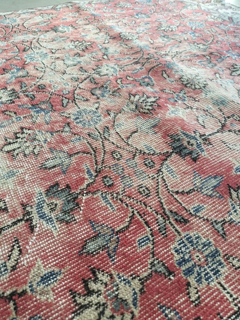 大判/シャビーレッドのサークルフラワー柄　ヴィンテージトルコラグNo.755