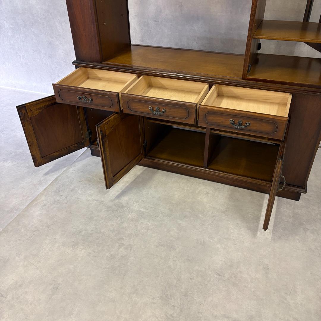 カリモク家具　レトロ家具　大型　ガラス戸棚　食器戸棚