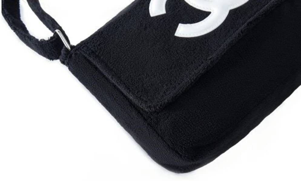 ゆいなショルダーバッグ ホワイト ノベルティ