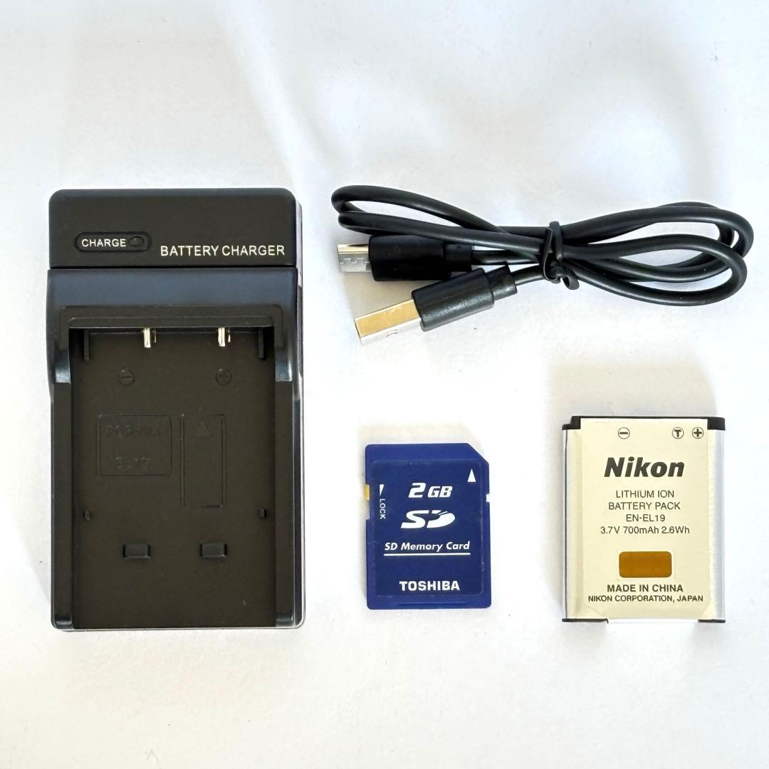 【美品】Nikon coolpix A300 ニコン　デジカメ　ピンク
