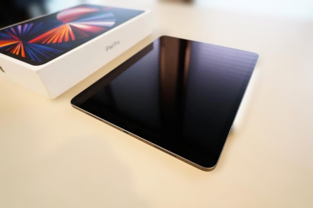 iPad Pro 12.9インチ 第5世代 128GB / Pencil付き