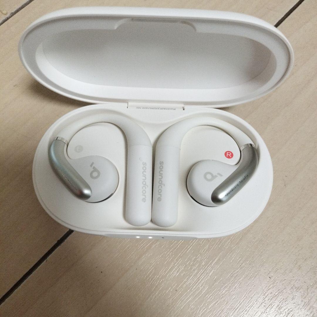 アンカー　ワイヤレスイヤホン Soundcore AeroFit オープンイヤ