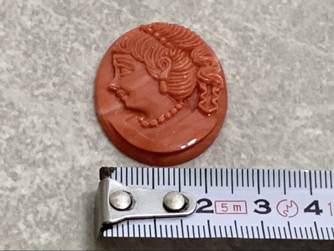 本珊瑚 カメオ 清峰作 重量約6.6g 女性横顔彫刻 サンゴ さんご