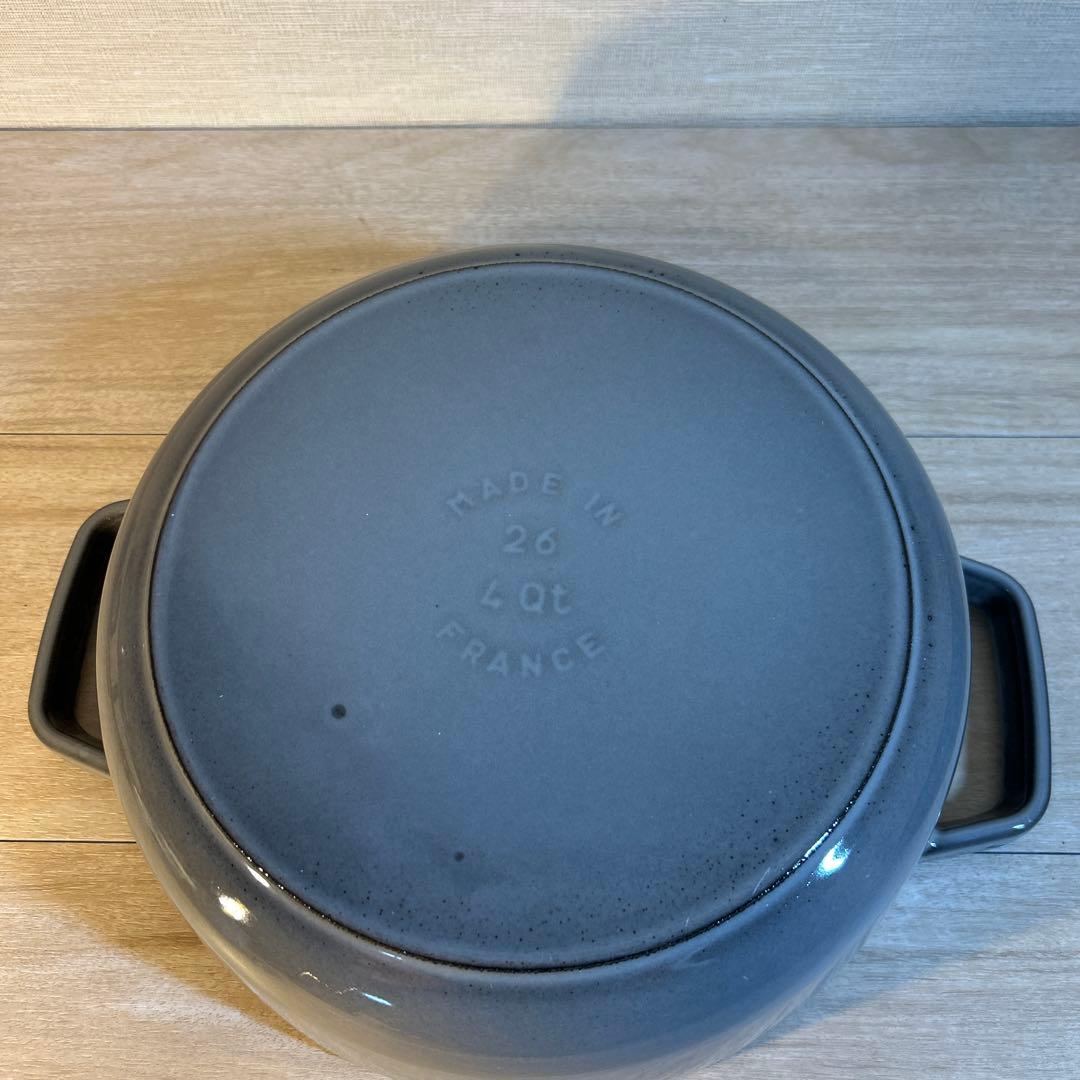 ストウブ　ココットラウンド　シャロー　26cm グレー　両手鍋　鍋