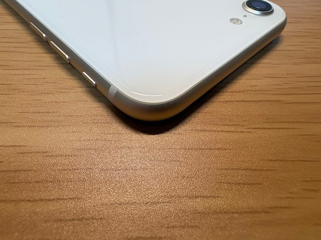 iPhone SE 第3世代 (SE3) 64GB ホワイト